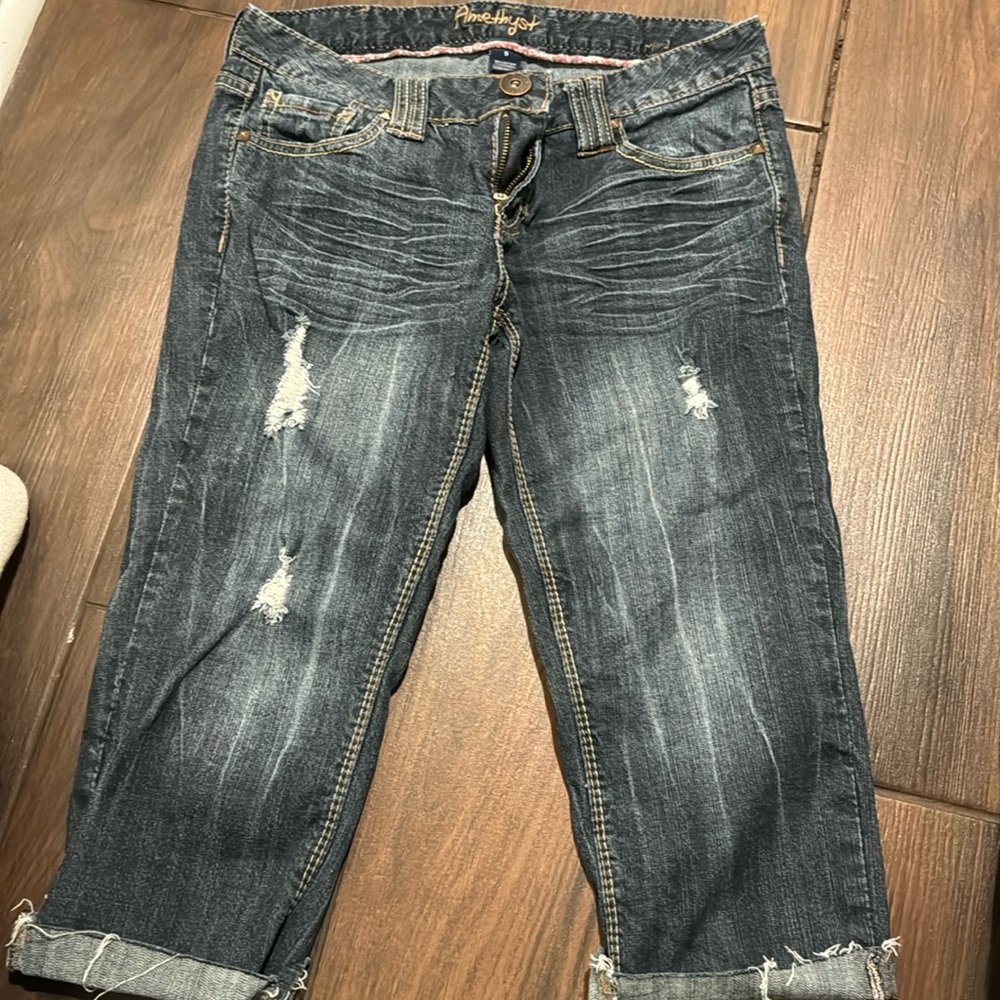 Amethyst Jean capris size 9